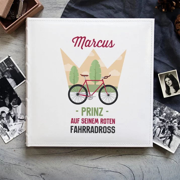 Prinz auf seinem Fahrradross - personalisiertes Fotoalbum