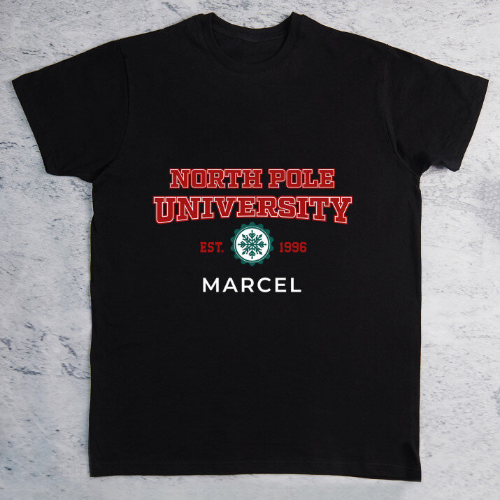 North Pole University - Schwarzes T-Shirt für Herren