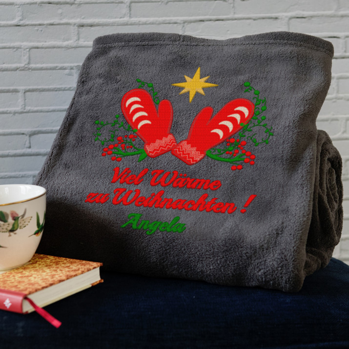 Viel Wärme zu Weihnachten - Decke mit Stickerei