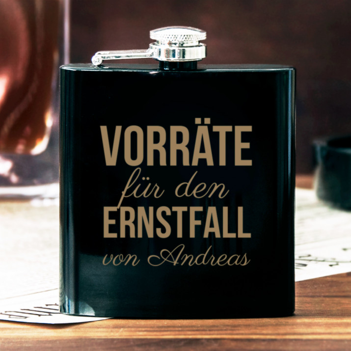 Vorräte für den Ernstfall - Flachmann mit Gravur