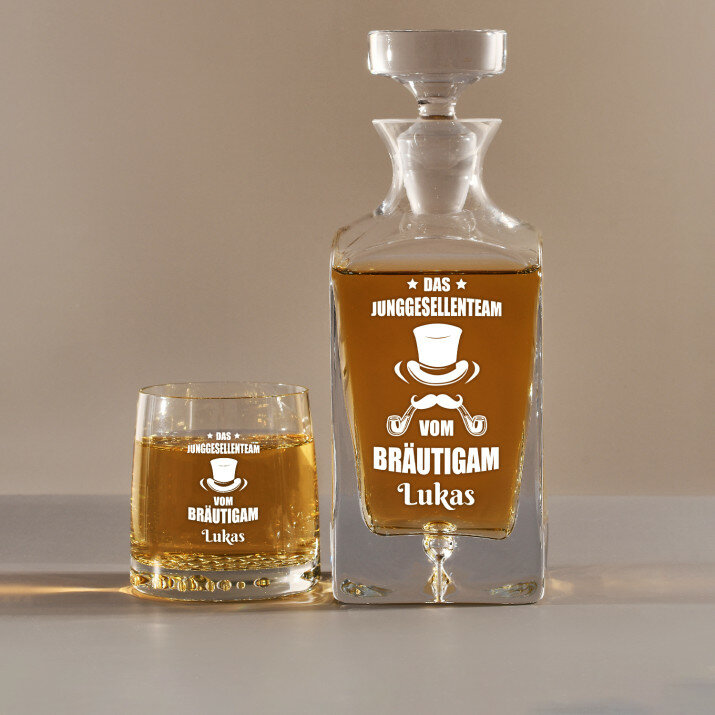 Junggesellenteam - Whiskykaraffe und Whiskygläser - Set mit Gravur Junggesellenteam - Whiskykaraffe und Whiskygläser - Set mit Gravur