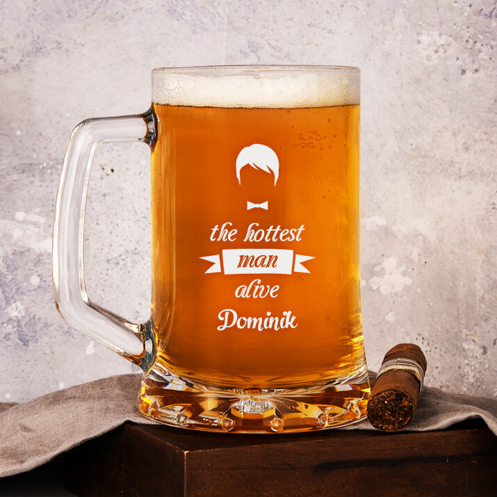 Hottest Man - Personalisierter Bierkrug