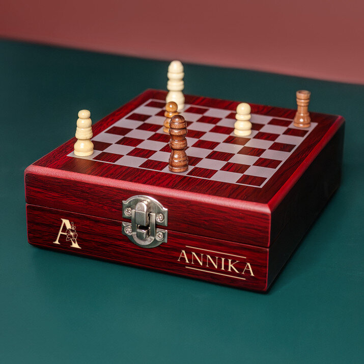 Initiale Name floral - Schach-Weinset