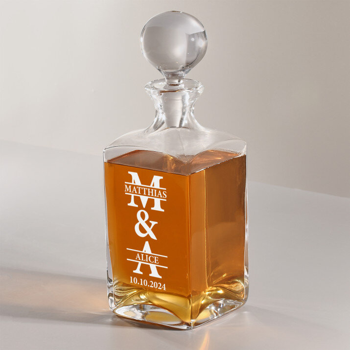 Initiale mit Namen für Paare - Whiskykaraffe mit Gravur