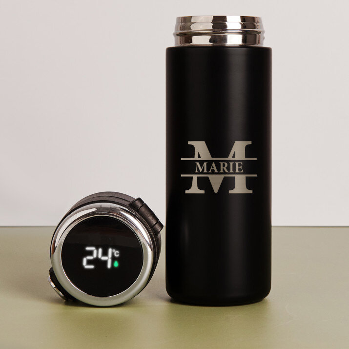 Initiale mit Namen - Thermobecher LED Initiale mit Namen - Thermobecher LED