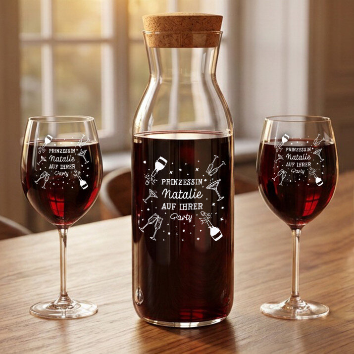 Königin der Party - Weinkaraffe und zwei Weingläser - Set mit Gravur