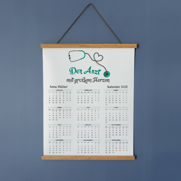 Arzt mit großem Herzen - Poster-Kalender mit Holzleisten
