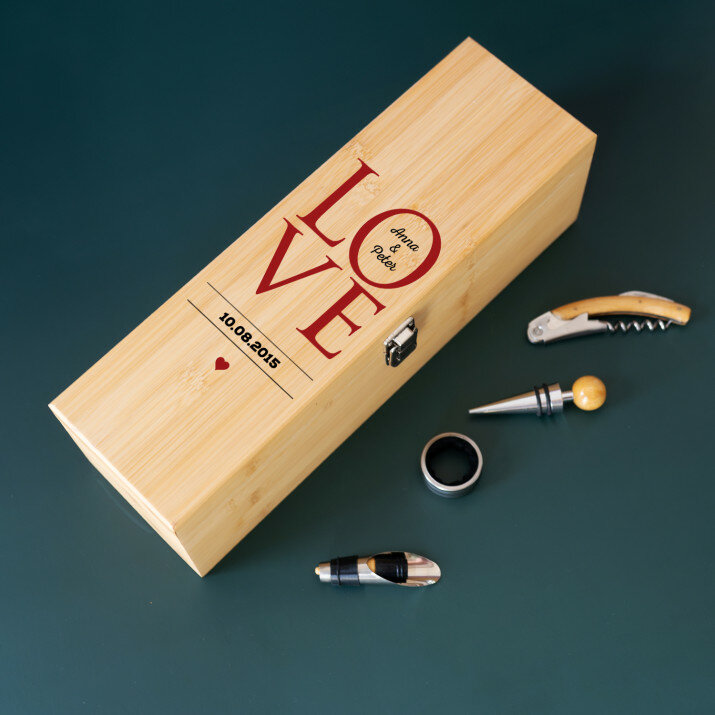 Love - Weinkiste mit Zubehör