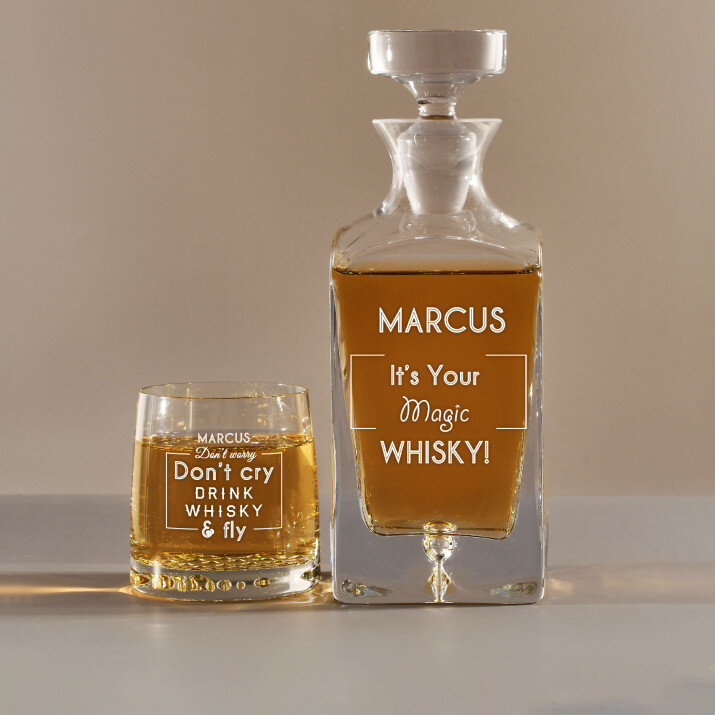 Magic Whisky - Whiskykaraffe und Whiskygläser - Set mit Gravur Magic Whisky - Whiskykaraffe und Whiskygläser - Set mit Gravur