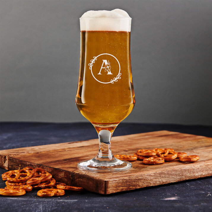 Monogramm im Kreis Blumen - Biertisch