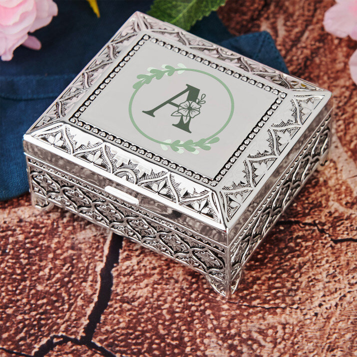 Monogramm im Kreis Blumen - versilbertes Schmuckkästchen