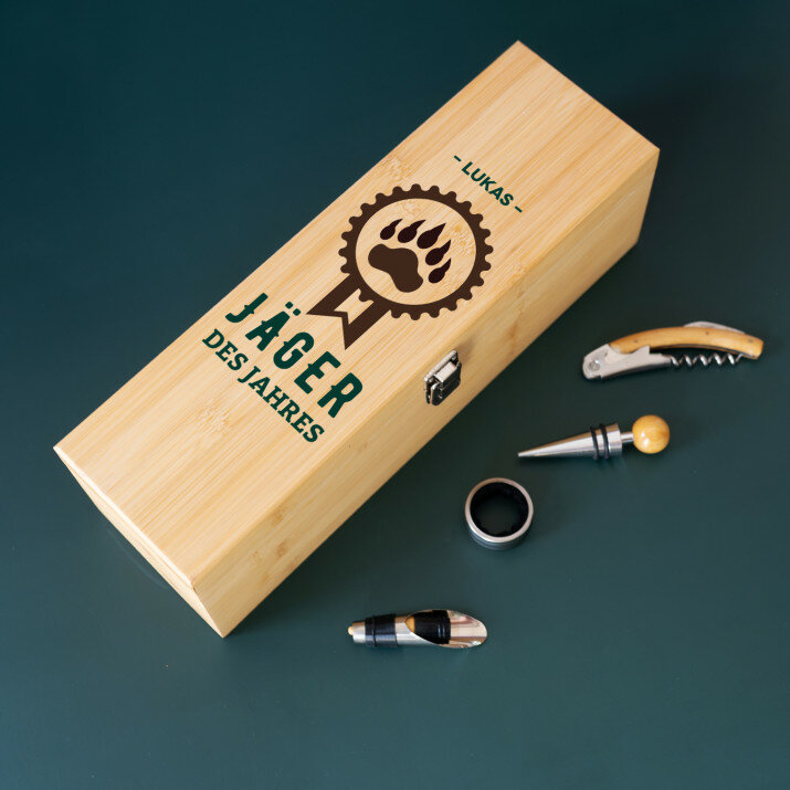 Jäger des Jahres - Weinkiste mit Zubehör