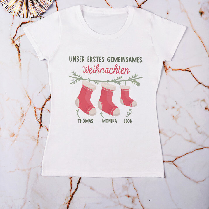  Unser erstes gemeinsames Weihnachten - T-Shirt mit Aufdruck für Damen