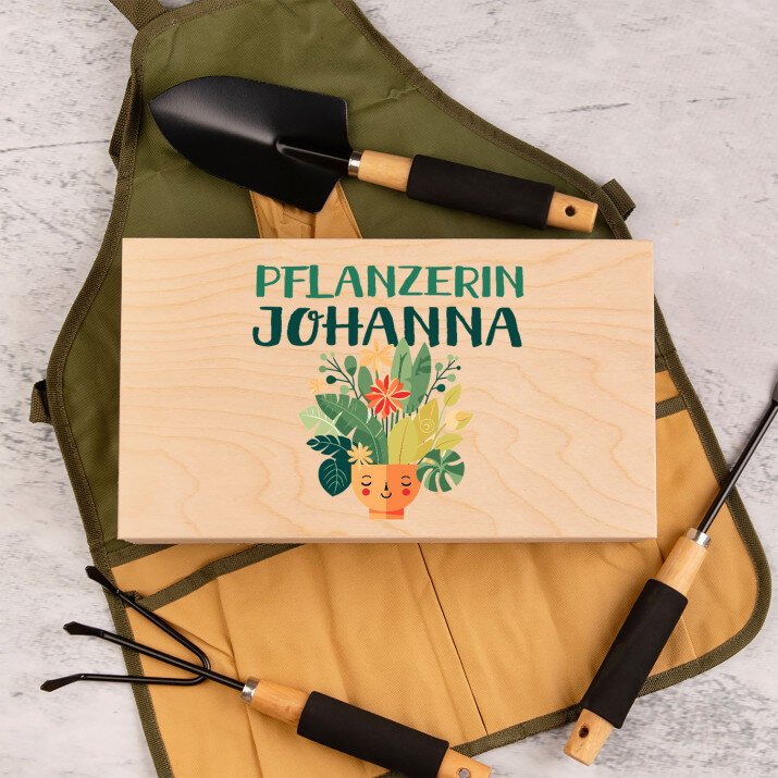 Pflanzerin - Gartengeräte in Schürze