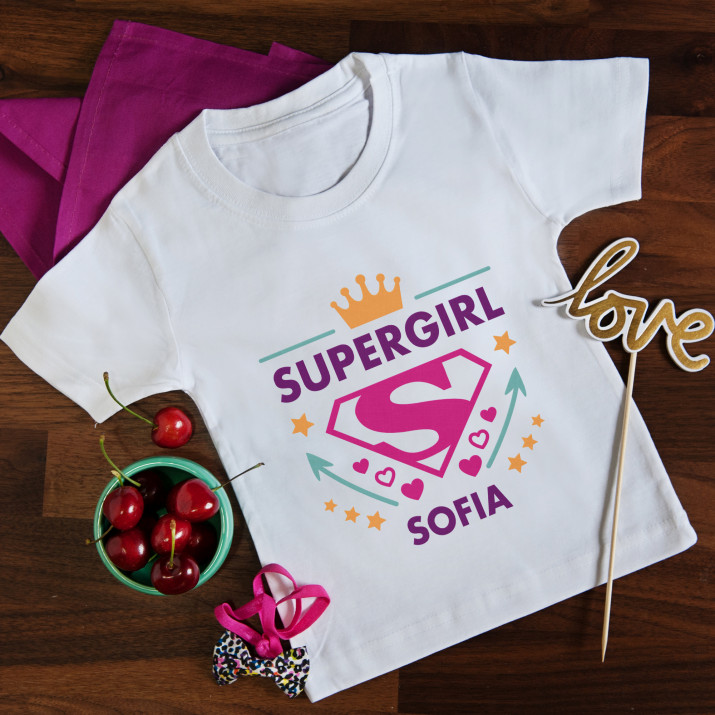 Supergirl T shirt mit Aufdruck fur Kinder GeschenkSpeziell