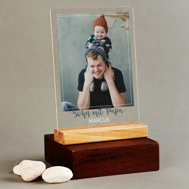 sohn mit papa - Druck auf Acrylglas