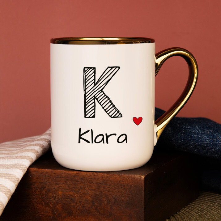 Dein name - Ein Becher mit Goldrand