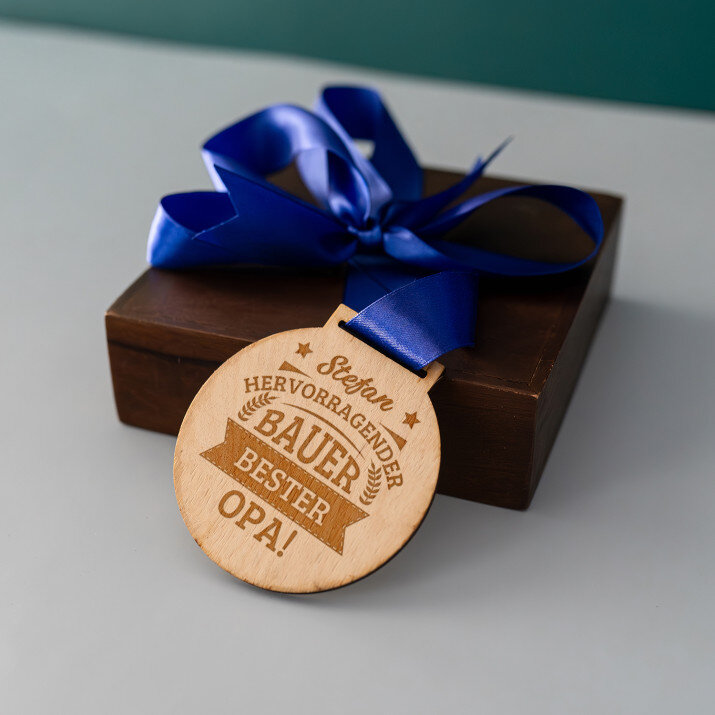 Hervorragender bauer, bester opa - Holzmedaille