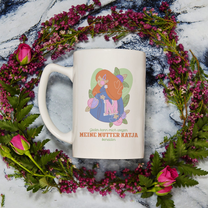 Jeder kann mich wegen meine Mutter beneiden - personalisierte Tasse