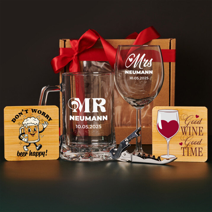 Geschenkset für das Brautpaar zur Hochzeit mit Weinglas und Bierkrug