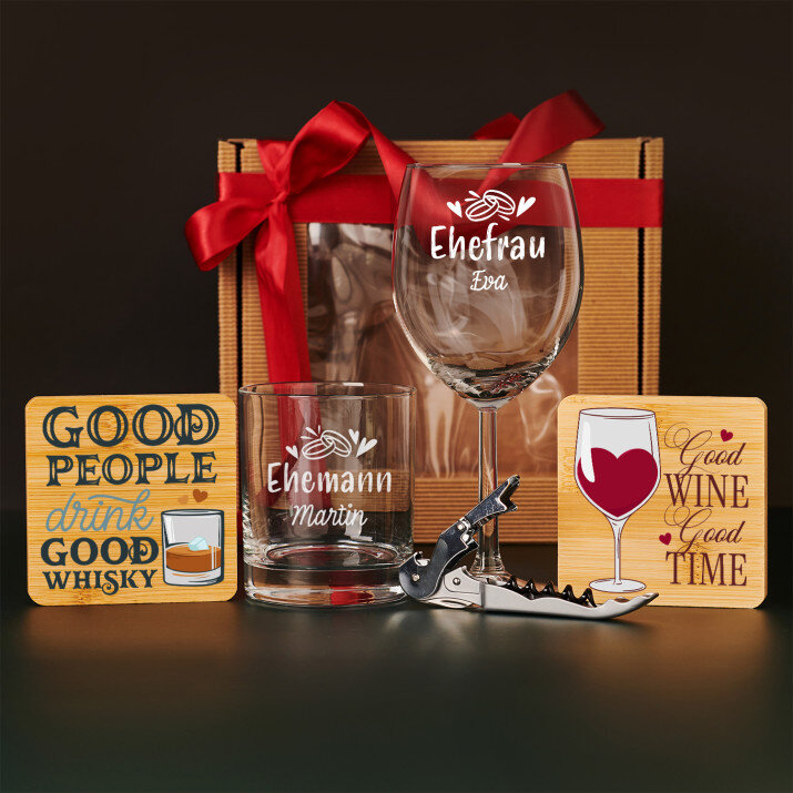 Geschenkset für das Brautpaar mit Weinglas und Whiskyglas Geschenkset für das Brautpaar mit Weinglas und Whiskyglas