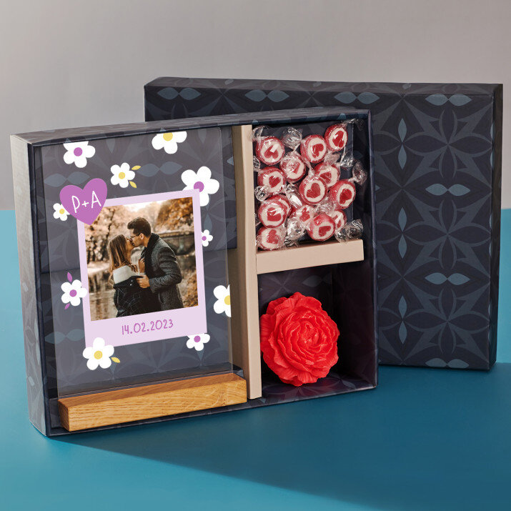 Geschenkset zum Frauentag mit Druck auf Acrylglas und Bonbons