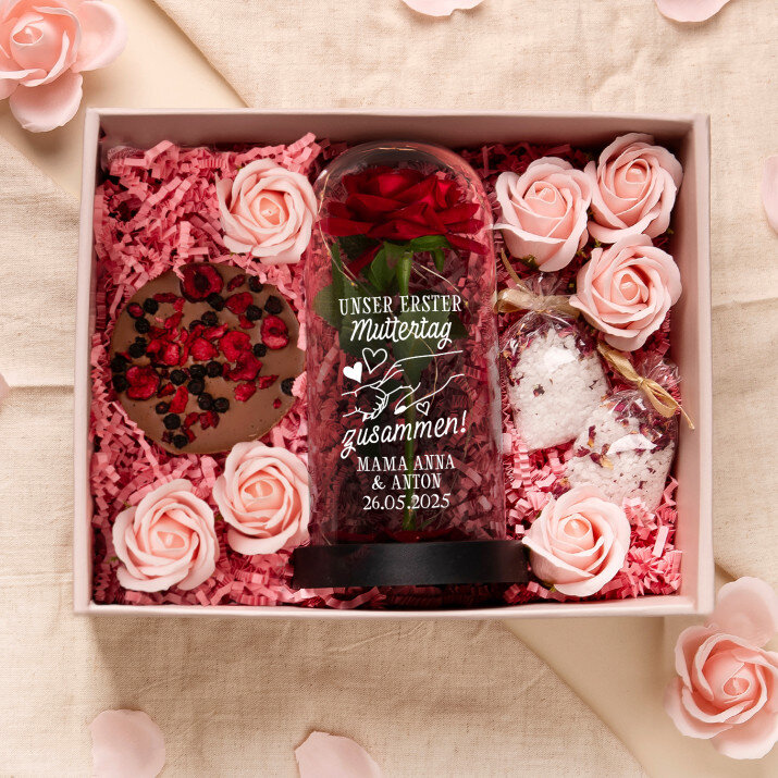 Geschenkset zum ersten Muttertag mit Ewiger Rose, Schokolade und Badesalz
