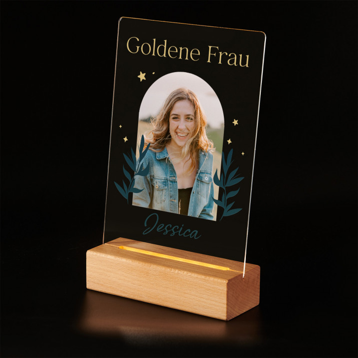 Goldene Frau - Druck auf Acrylglas mit LED Beleuchtung