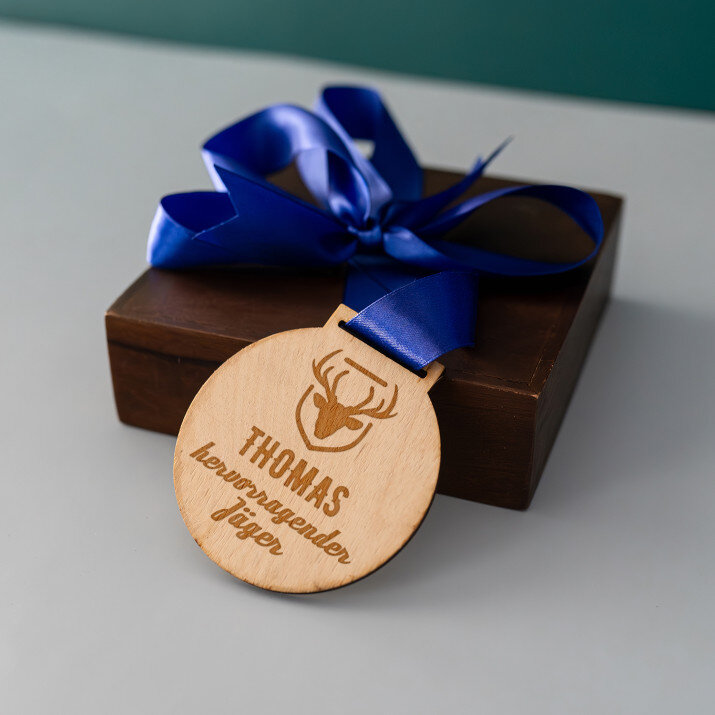 Hervorragender jäger - Holzmedaille