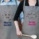 Kocht & Kostet- Set mit 2 Kochschürzen