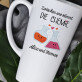 Zwischen uns stimmt die Chemie - Personalisierte Tasse