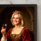 Eine Königin mit Wein - Königliches Porträt