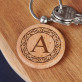 Monogramm - Schlüsselanhänger aus Holz