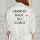 Niemand ist perfekt - Bademantel aus Satin 