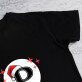 Weihnachts-Initiale mit Namen - Schwarzes T-Shirt für Herren