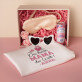 Geschenkset für Mama mit Satinbademantel und Brille