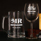 Geschenkset für das Brautpaar zur Hochzeit mit Weinglas und Bierkrug