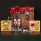 Geschenkset für Verliebte mit Weinglas und Bierkrug