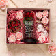 Geschenkset zum ersten Muttertag mit Ewiger Rose, Schokolade und Badesalz