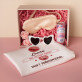 Geschenkset zu meinem Geburtstag mit Satinbademantel und Brille