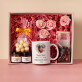 Set mit Tasse, Tee und Süßigkeiten Anfrage zur Patenschaft mit Foto Set mit Tasse, Tee und Süßigkeiten Anfrage zur Patenschaft mit Foto